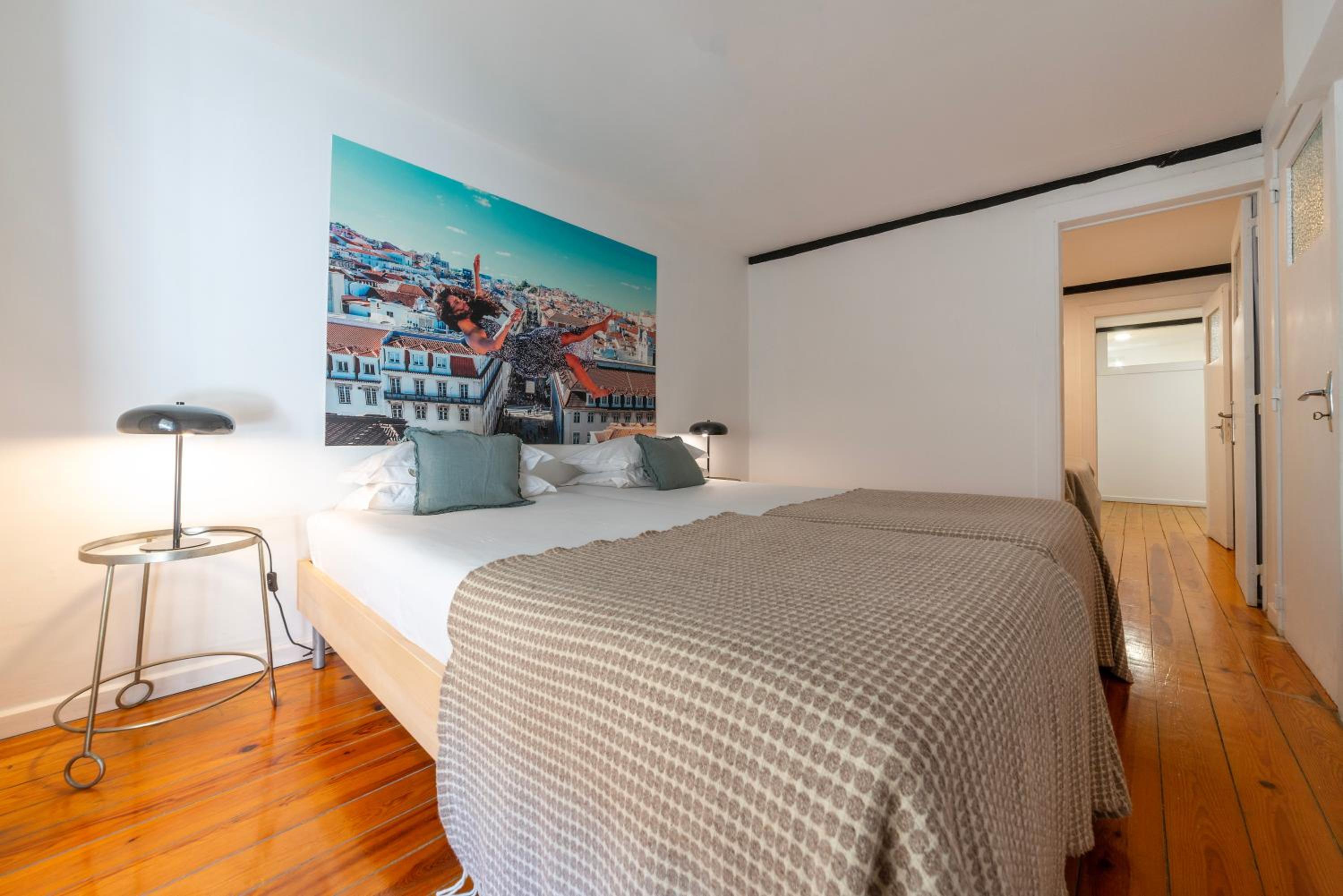 Alfama - Sé Cathedral | Lisbon Cheese & Wine Apartments