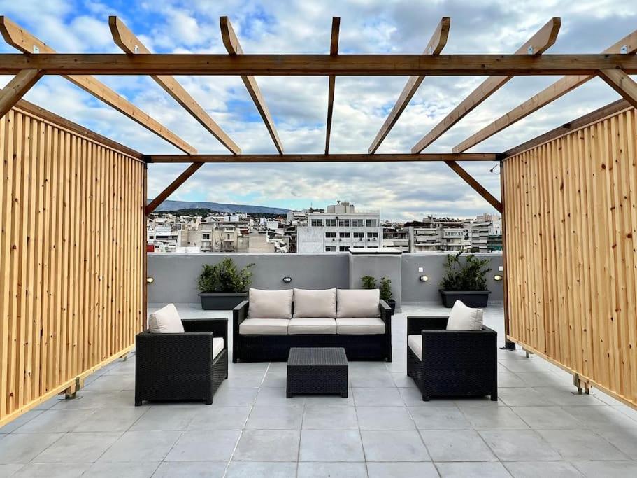 Modern & Spacious Αpartment