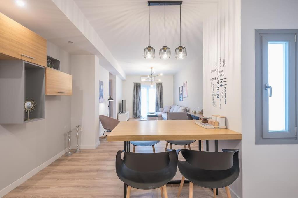 Modern & Spacious Αpartment