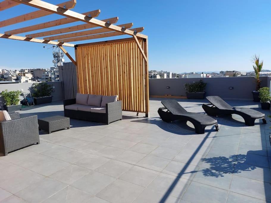 Modern & Spacious Αpartment