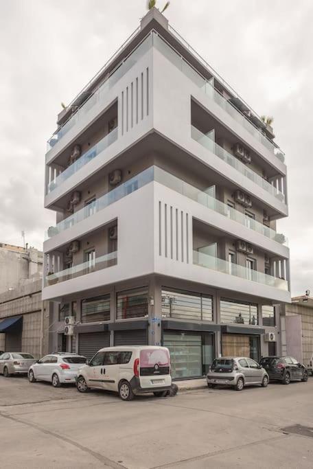 Modern & Spacious Αpartment