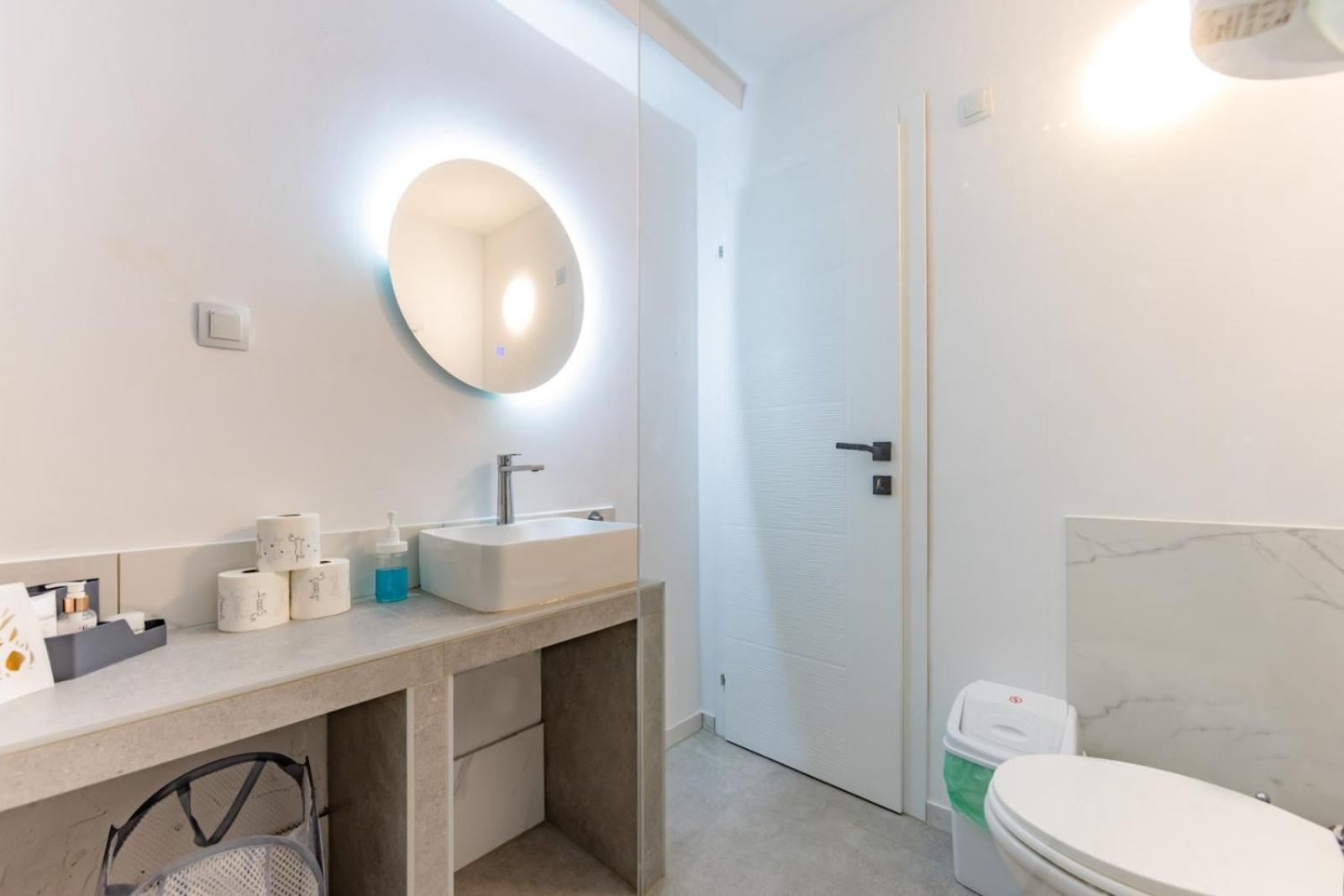 KRIK Apartments