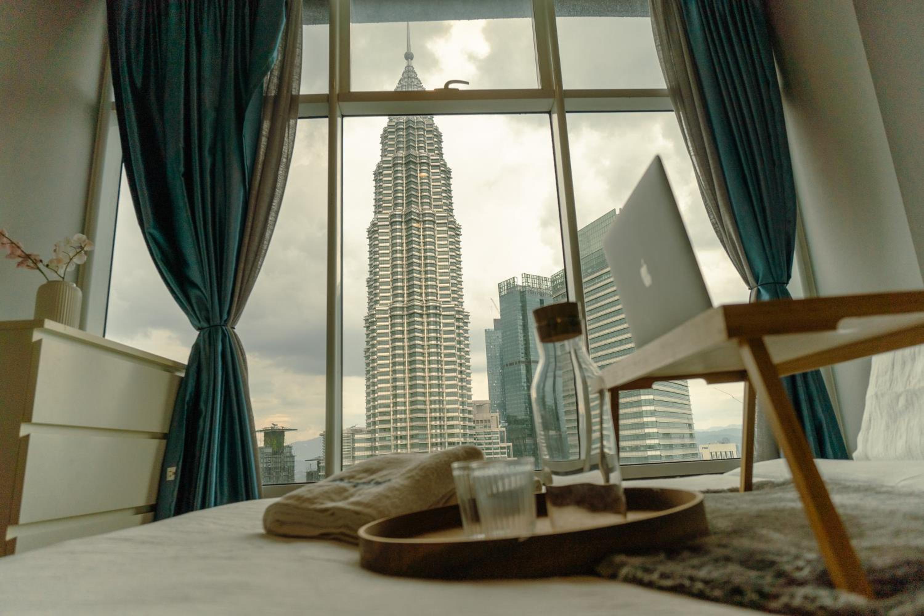 Sky Suites by The Pureloft