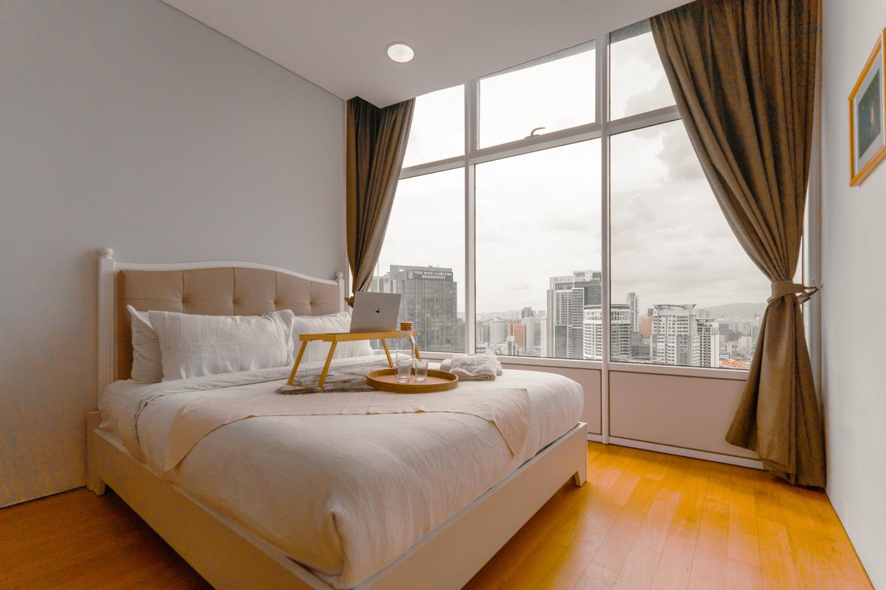 Sky Suites by The Pureloft