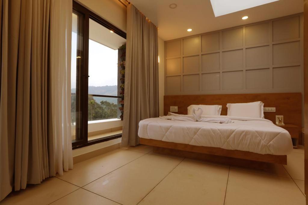 Freedom Resorts