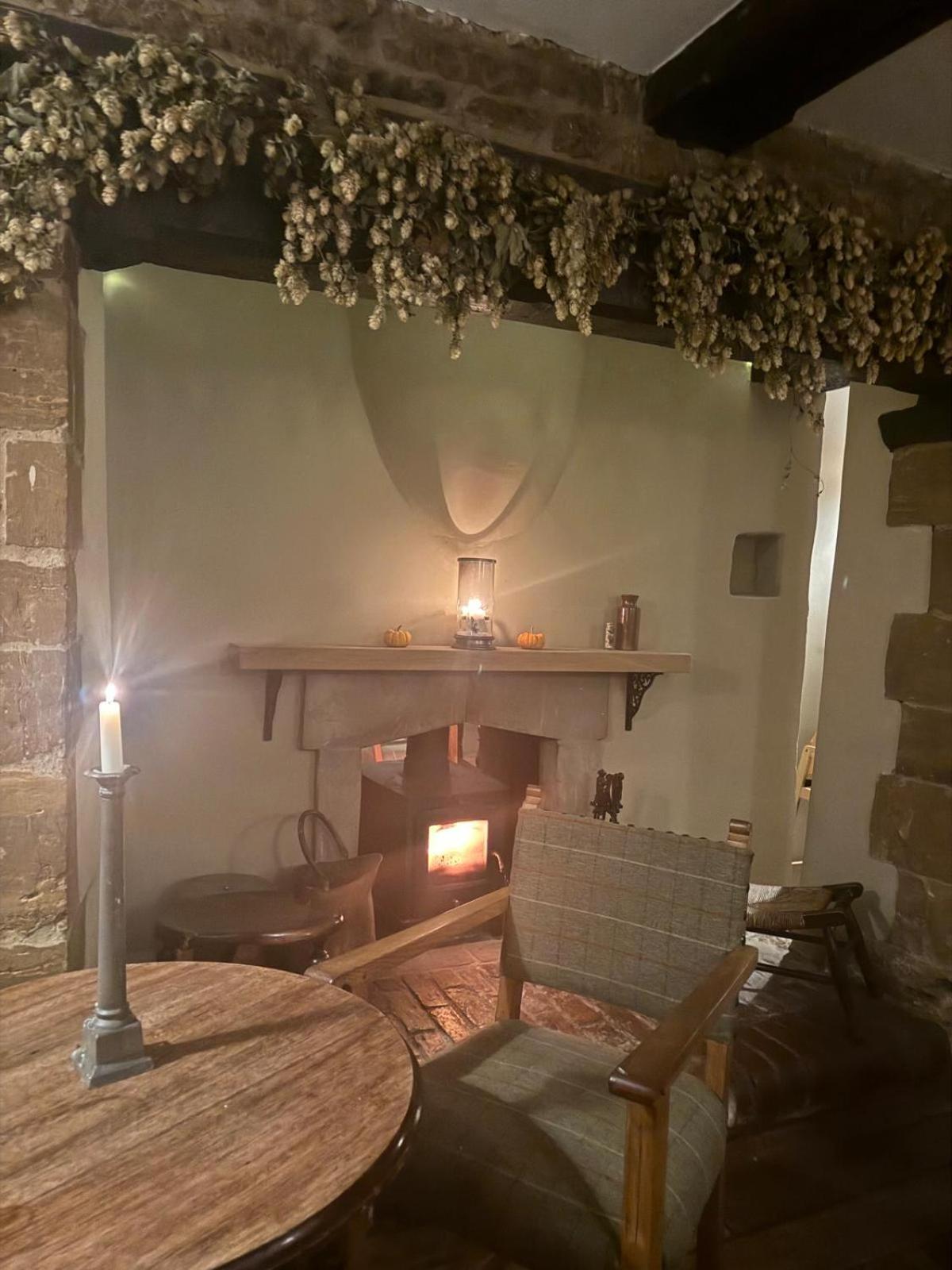 Hotel The royal oak - Image 1