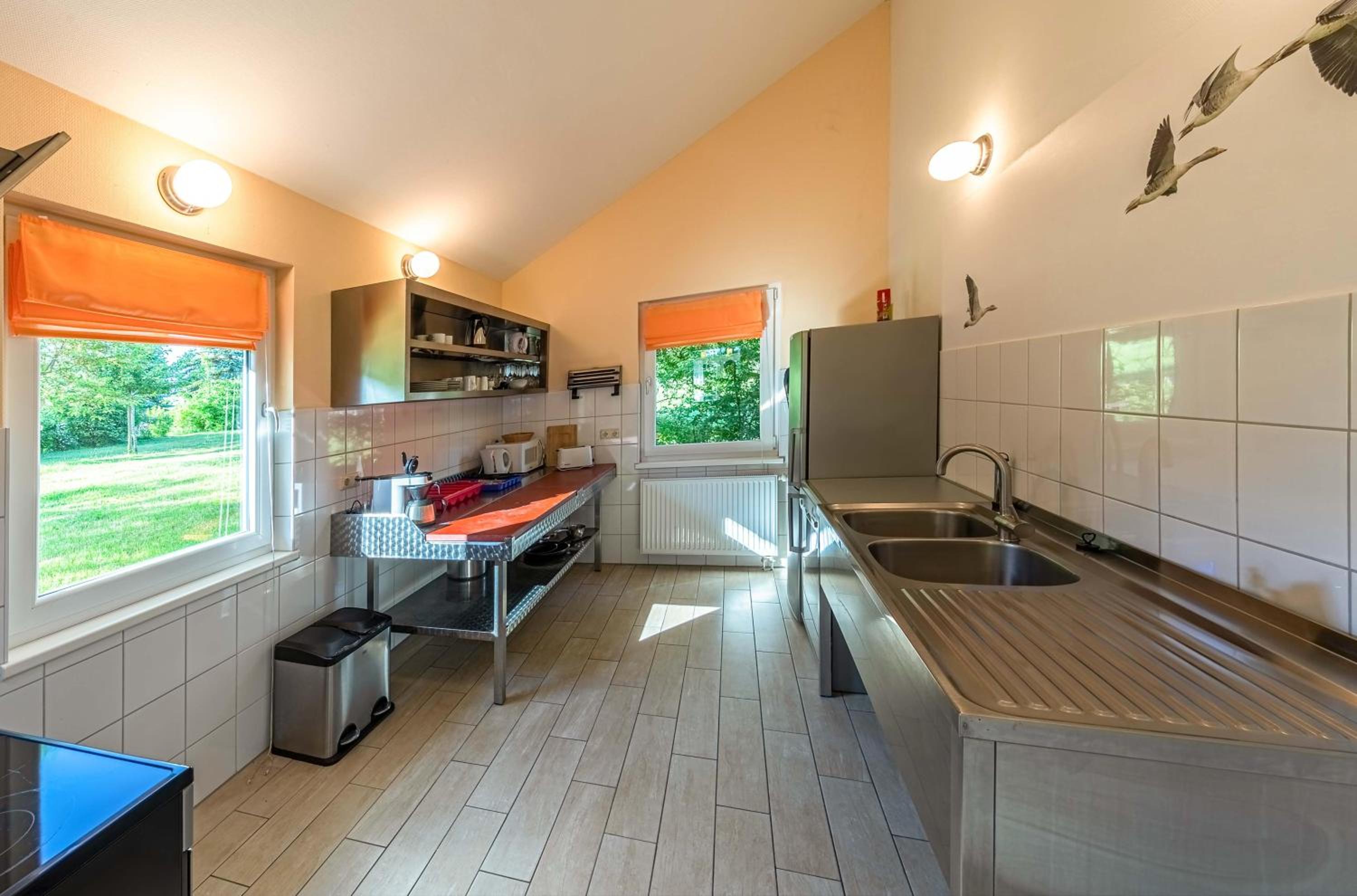 Wildgans - Stilvolles Ferienhaus mit Terrasse, Seeblick Naturidylle am Loppiner See - Property Image 21