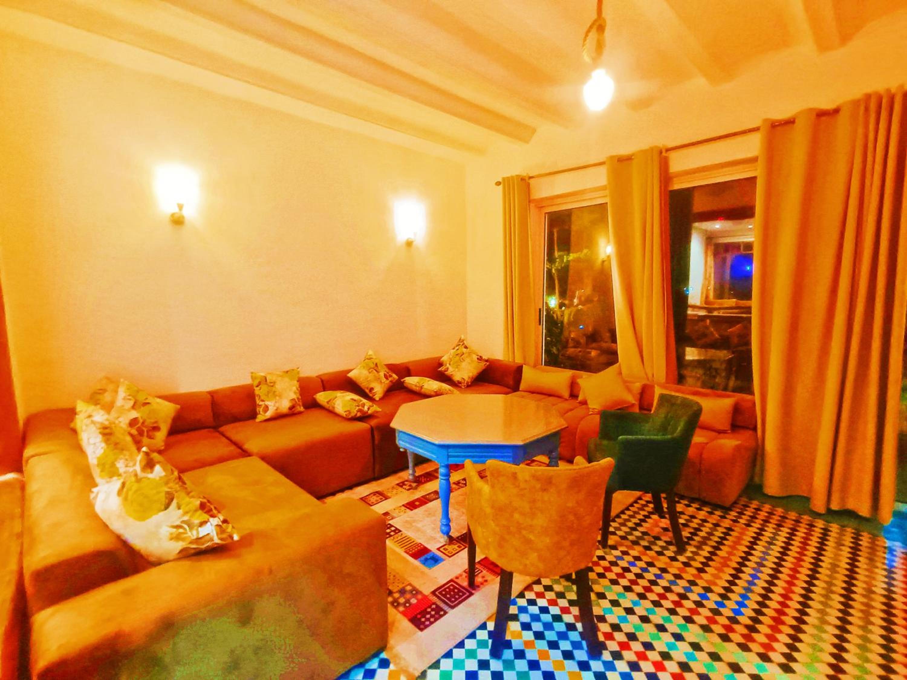 lounge