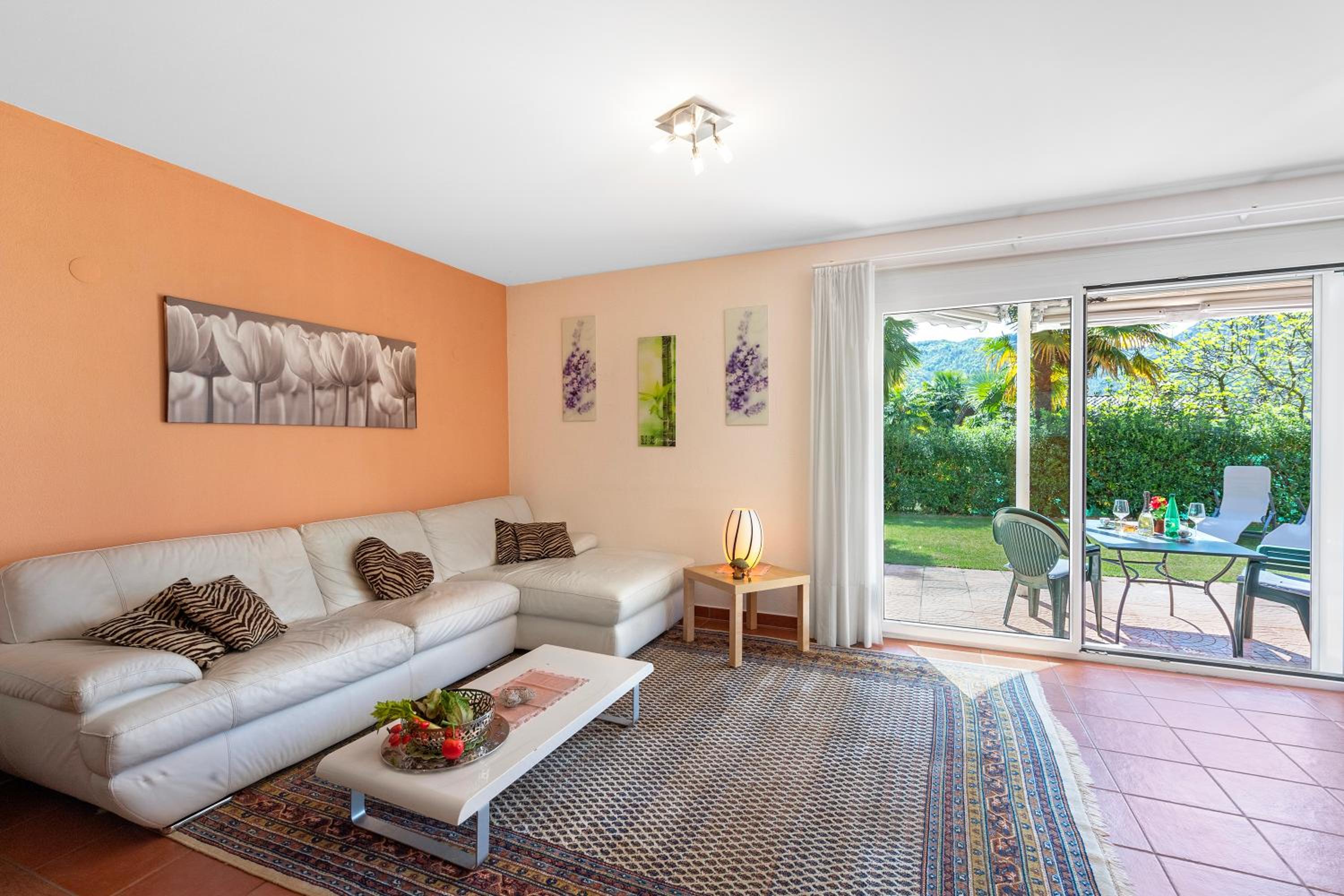 Sunny House- Happy Rentals
