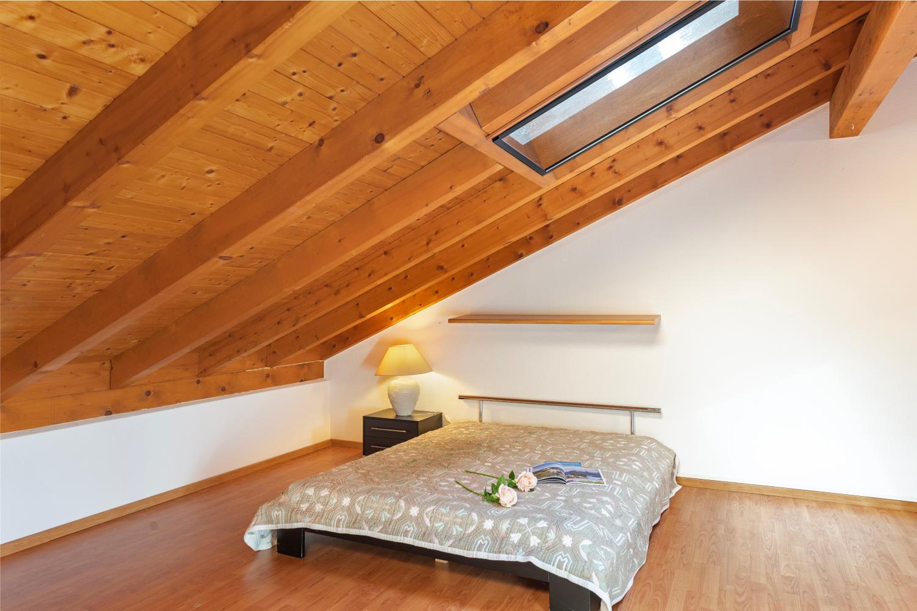 Sunny House- Happy Rentals