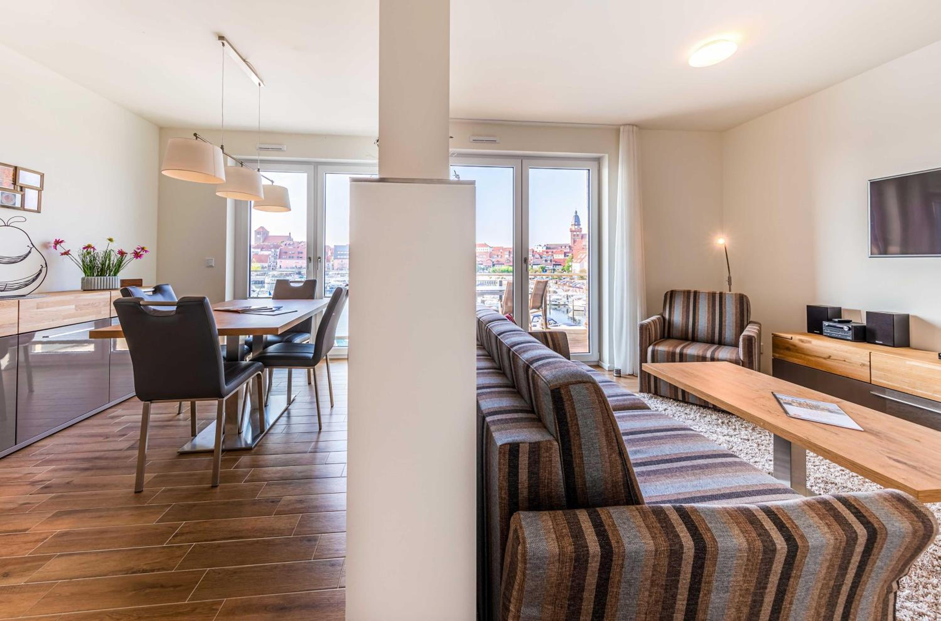 Sieglinde - Apartment in der Hafenresidenz mit Balkon & Wellness view 2