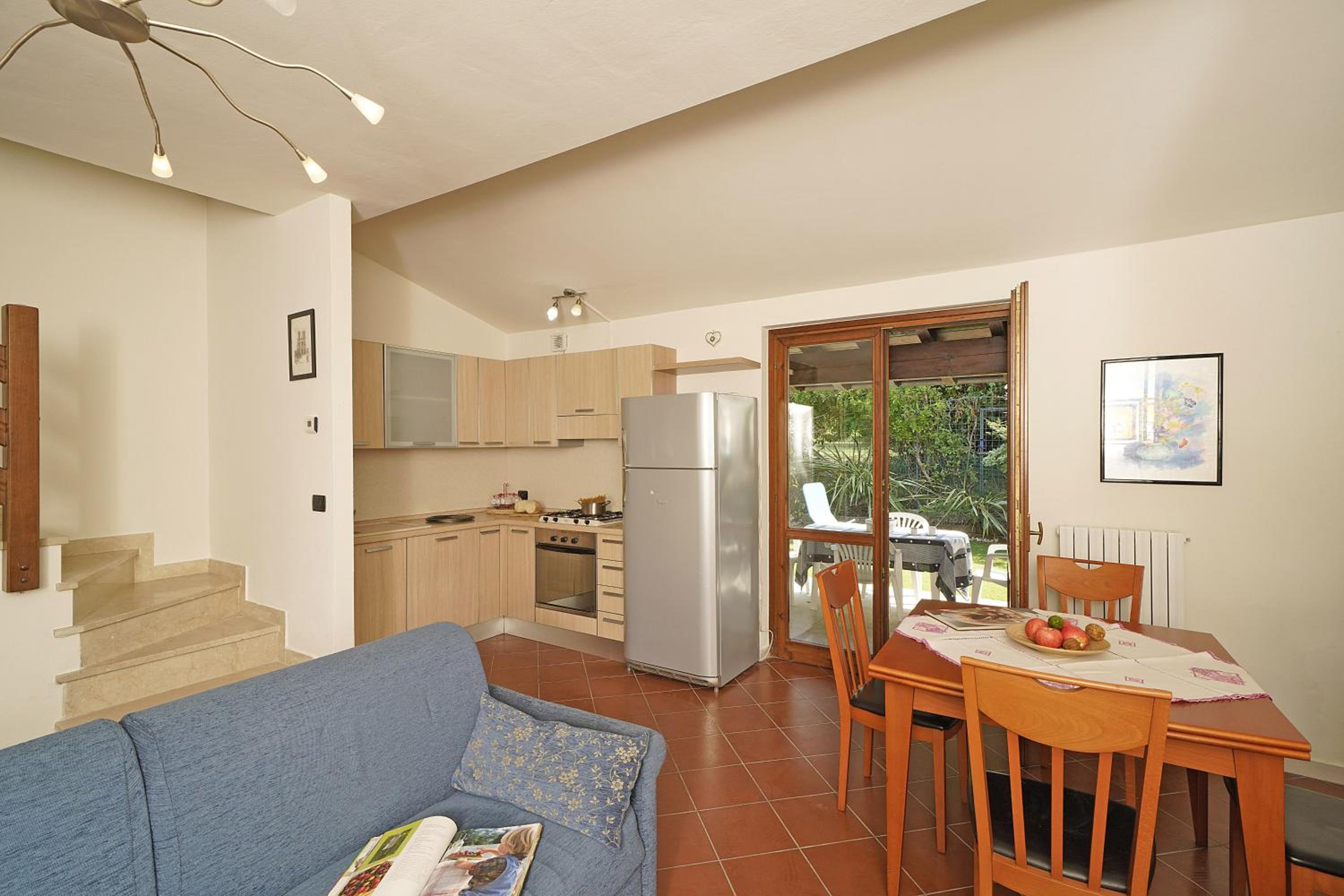 Villetta Gro - Gardagate view 3