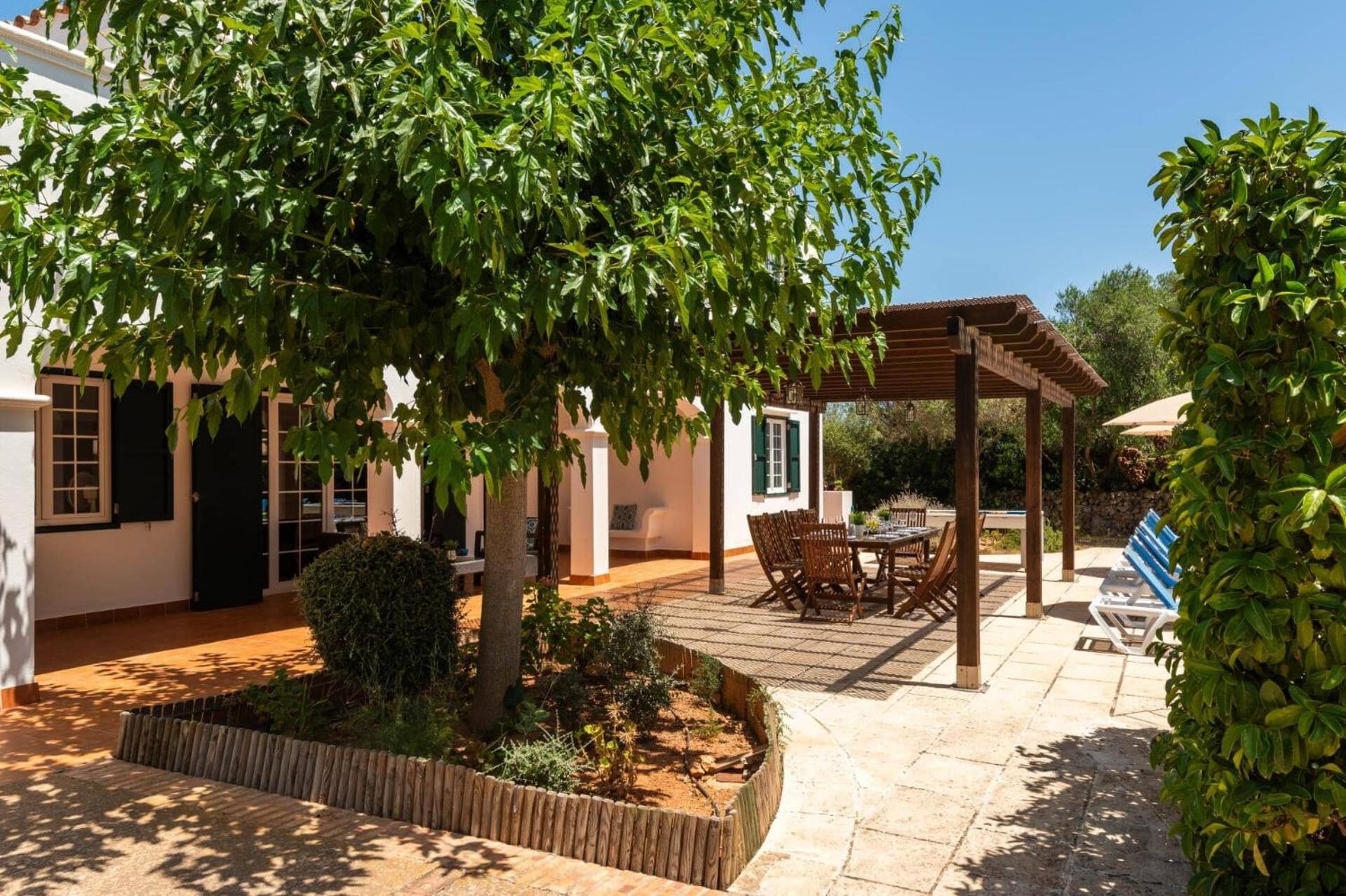 Villa Biniparrell by Villa Plus