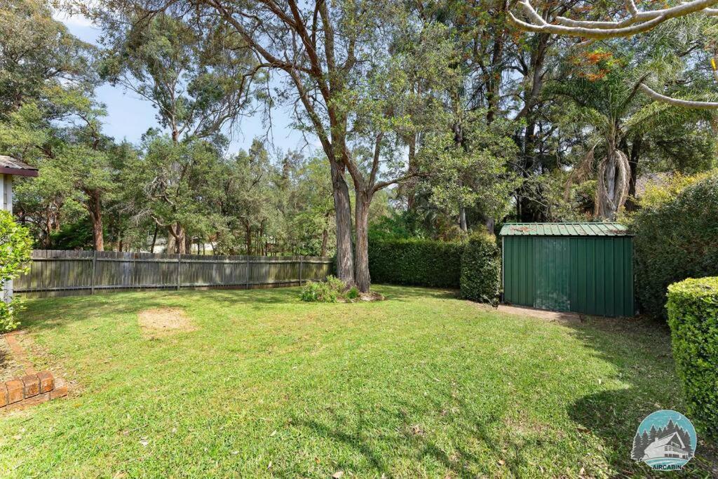 Modern House with Spacious Backyard in Telopea