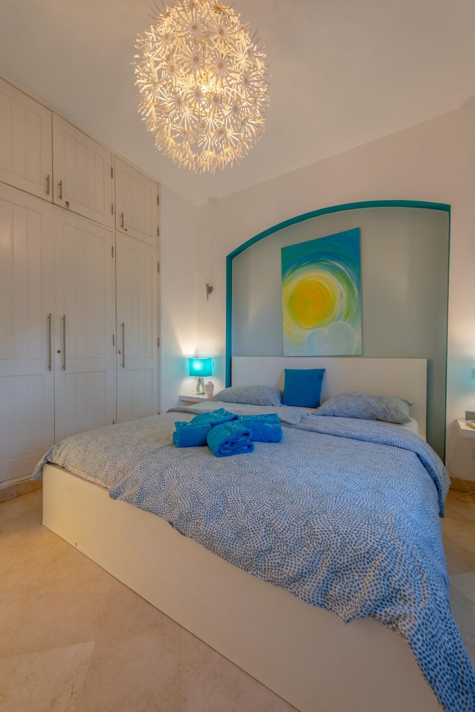 Special style apartment with pool at lagoon
