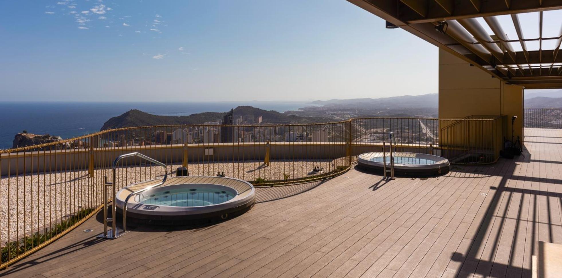 INTEMPO SKY RESORT in BENIDORM TOP PREMIUM APARTAMENTS