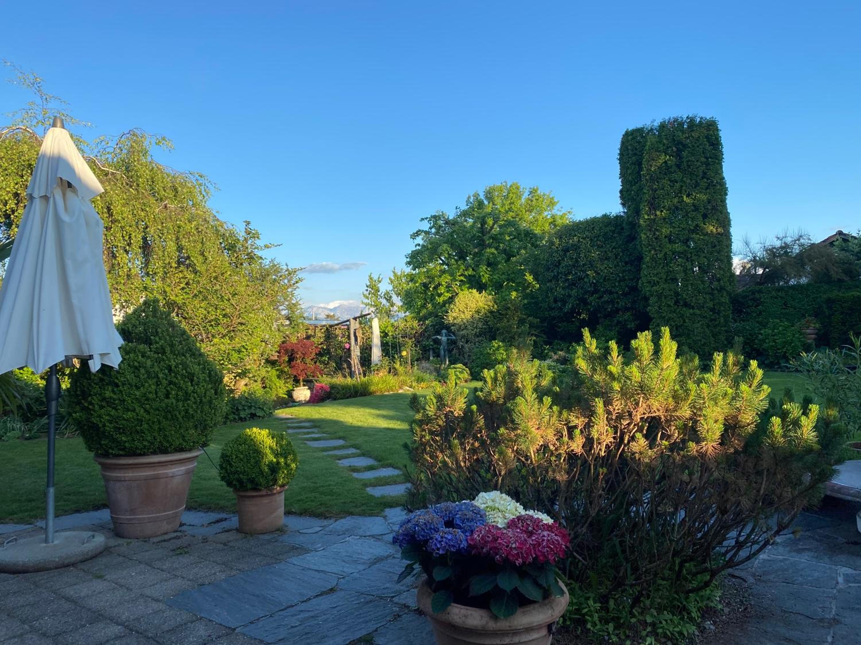 Luxusvilla nahe Zürichsee