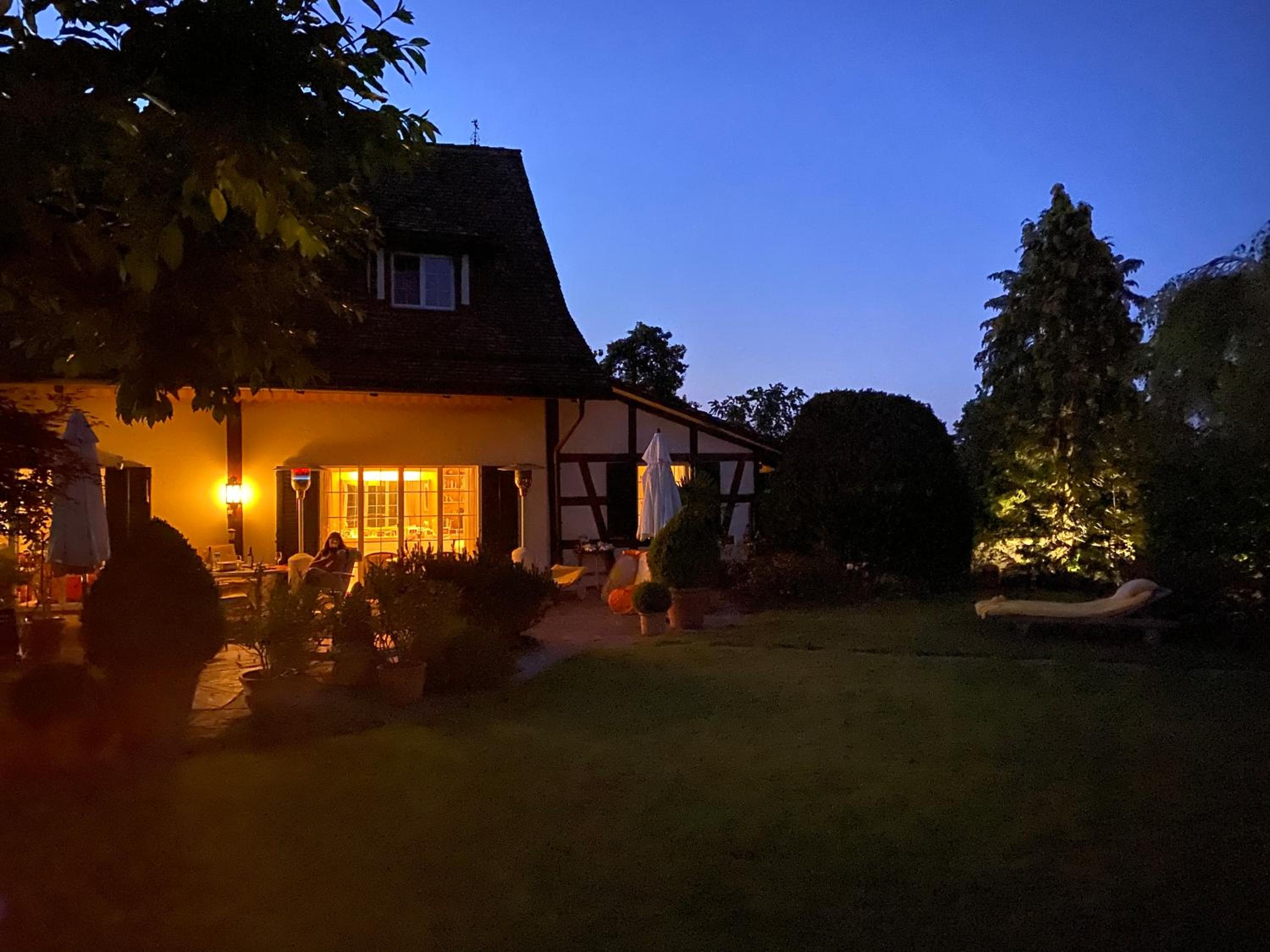 Luxusvilla nahe Zürichsee