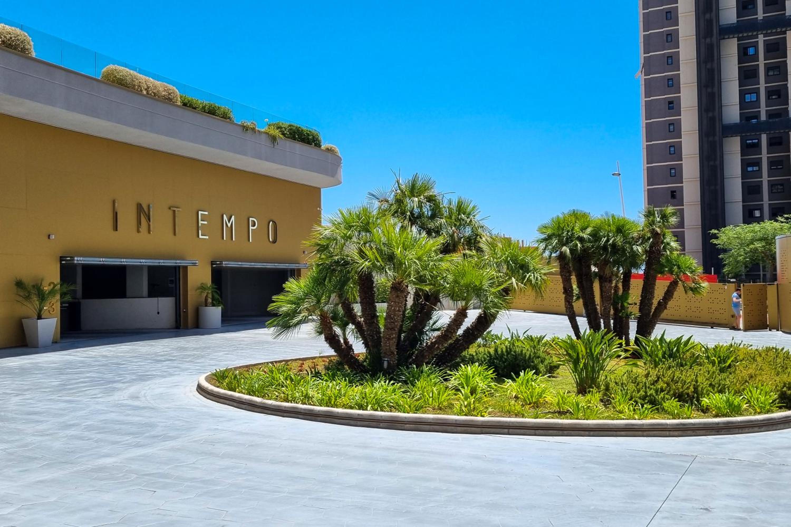 INTEMPO SKY RESORT in BENIDORM TOP PREMIUM APARTAMENTS