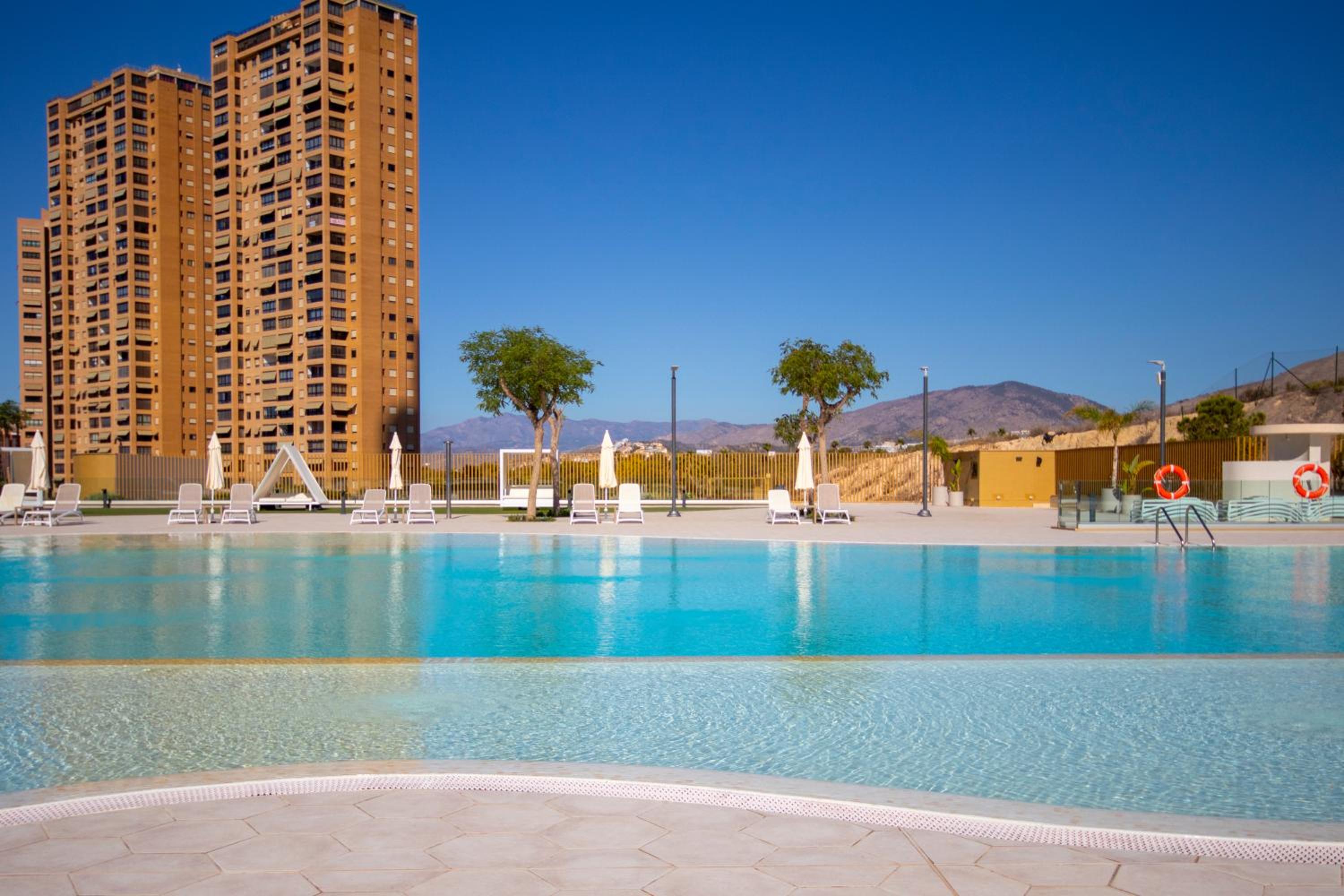 INTEMPO SKY RESORT in BENIDORM TOP PREMIUM APARTAMENTS