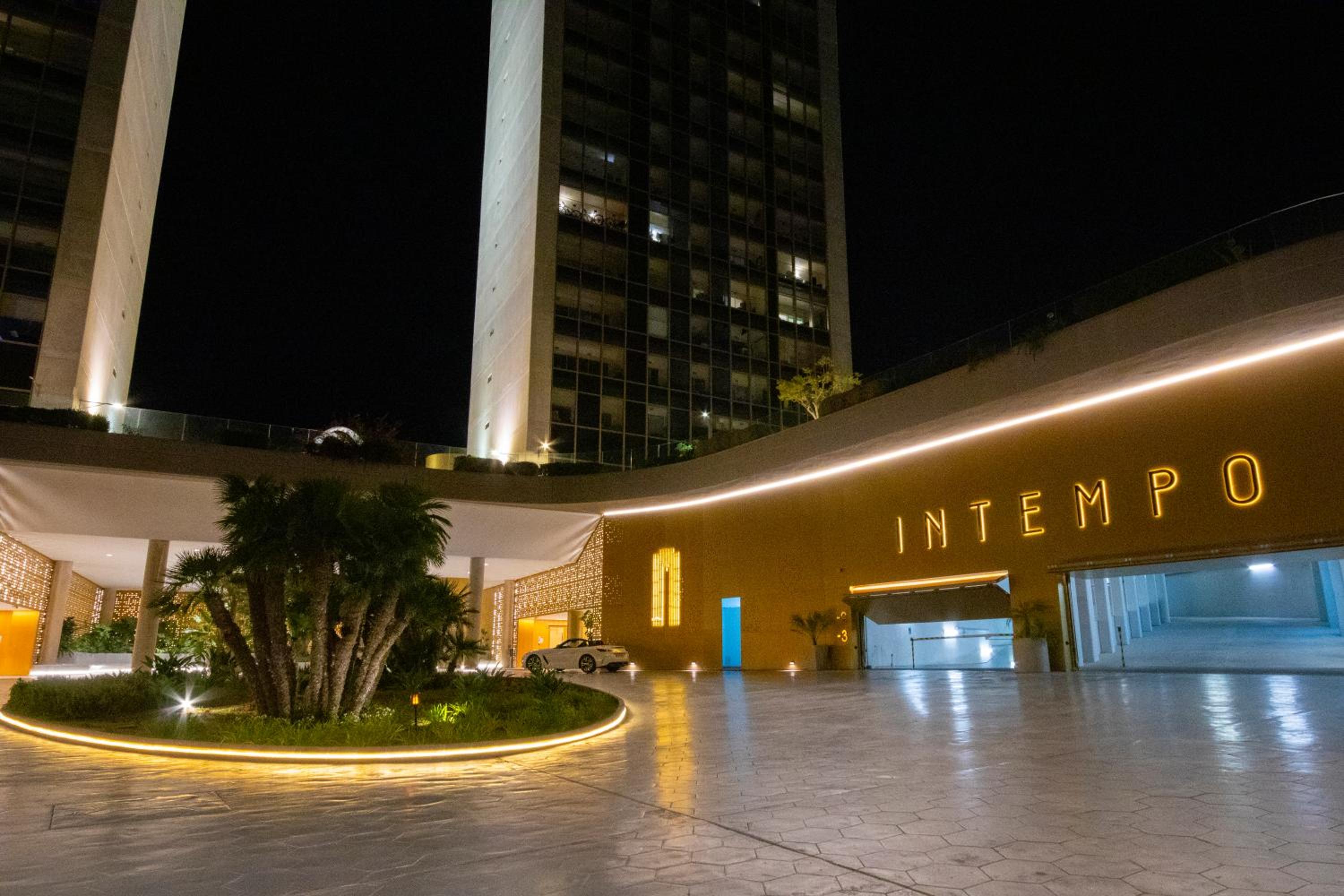 INTEMPO SKY RESORT in BENIDORM TOP PREMIUM APARTAMENTS