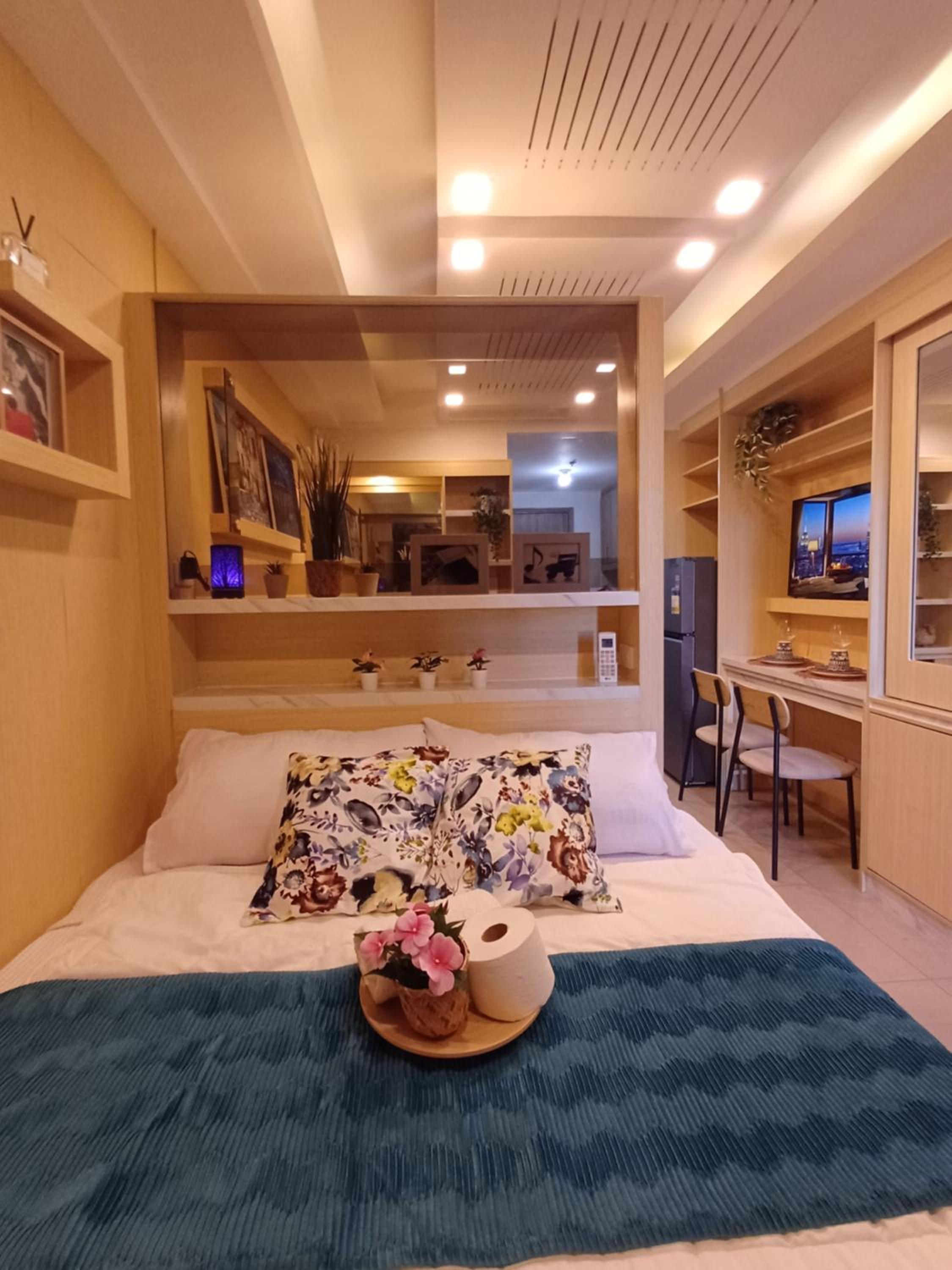 Staycation Pasay near Airport & Mall of Asia 1533 view 4