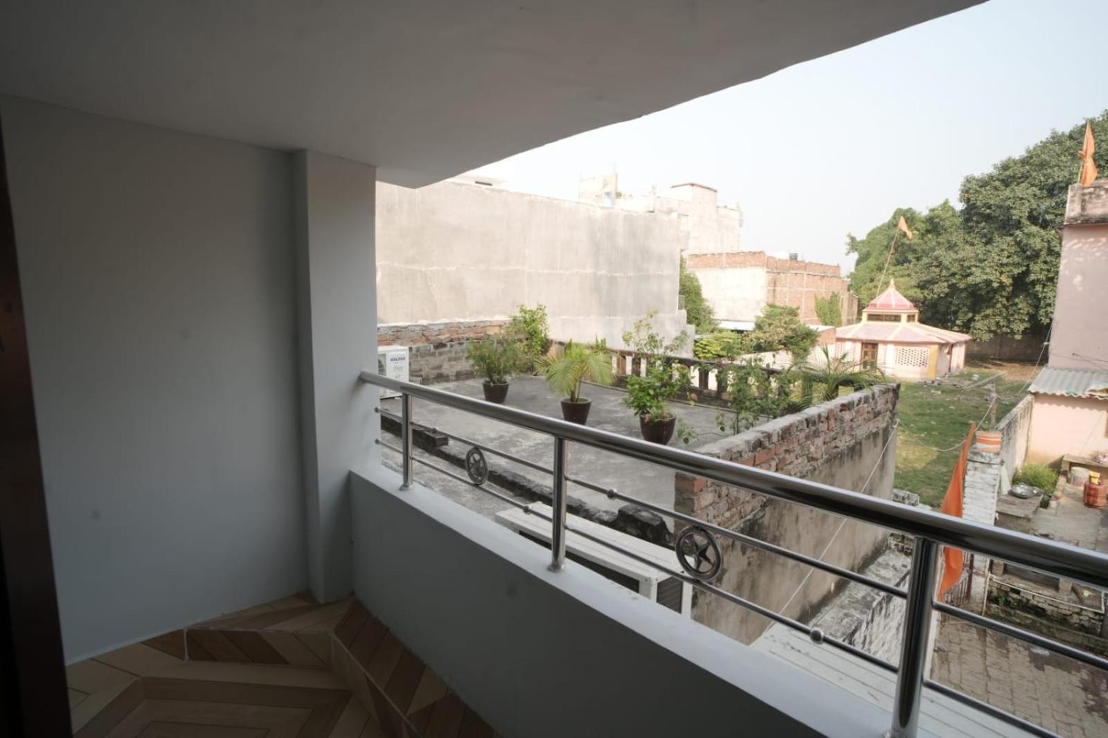 Ambricana Paying Guest House