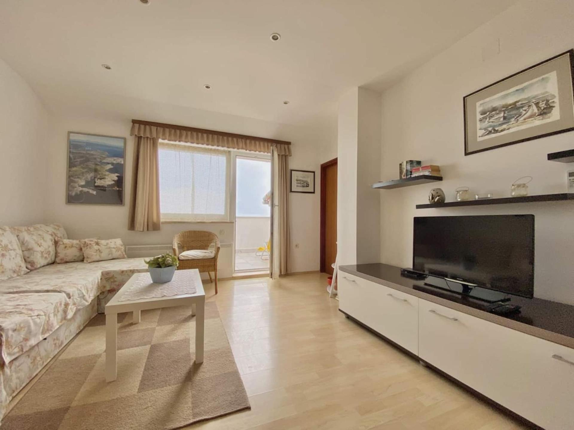 Family Apartments Viva close to the Beach view 4
