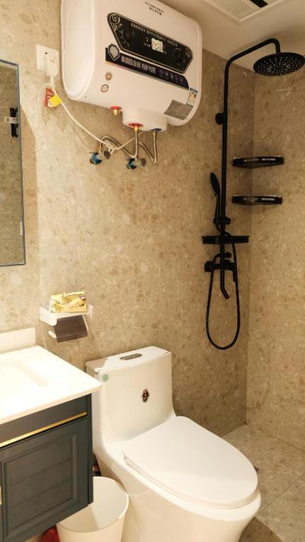 Ji Hotel Shanghai Changshou Road - Near Metro Line 13&14,Free Luggage Storage,English Service