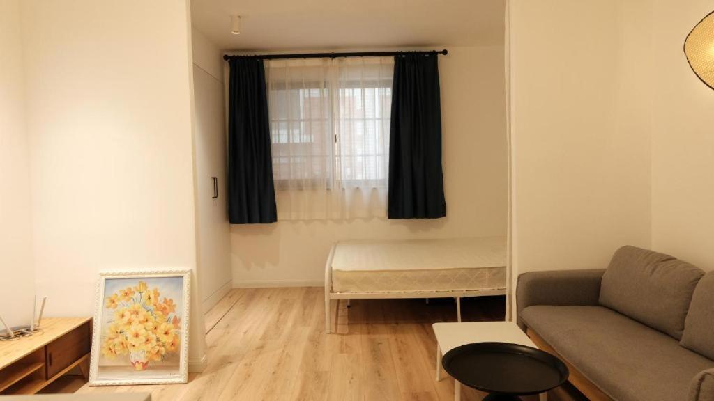 Ji Hotel Shanghai Changshou Road - Near Metro Line 13&14,Free Luggage Storage,English Service