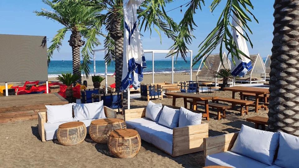 Cosy Sea View Apartment with Terrace 2 min from Beach Lazur Burgas