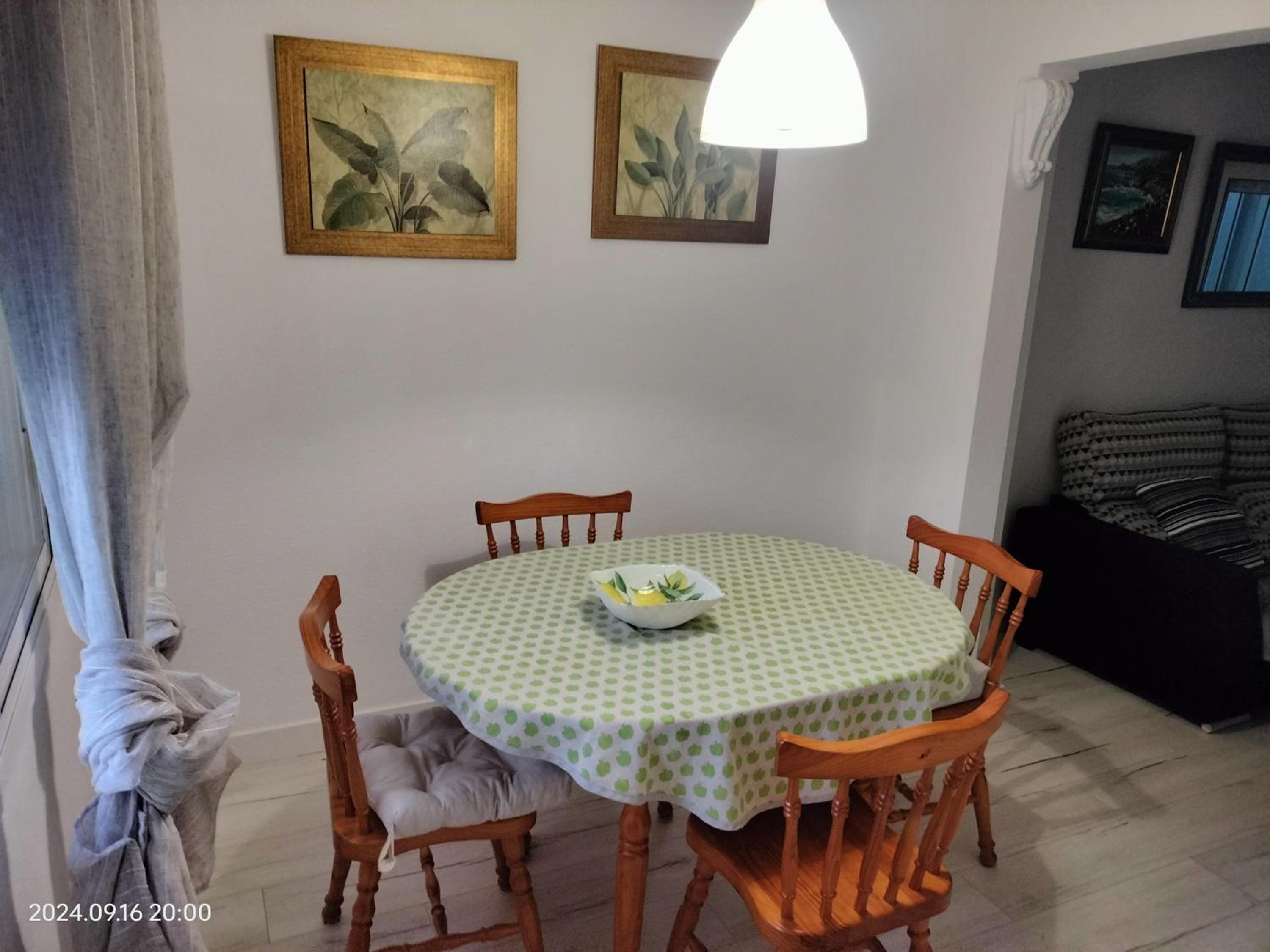 Adosado tranquilo para familias con piscina