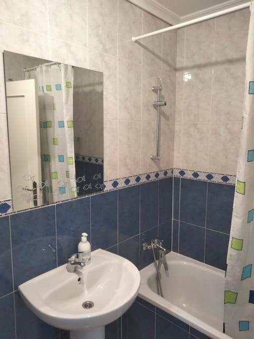 Adosado tranquilo para familias con piscina