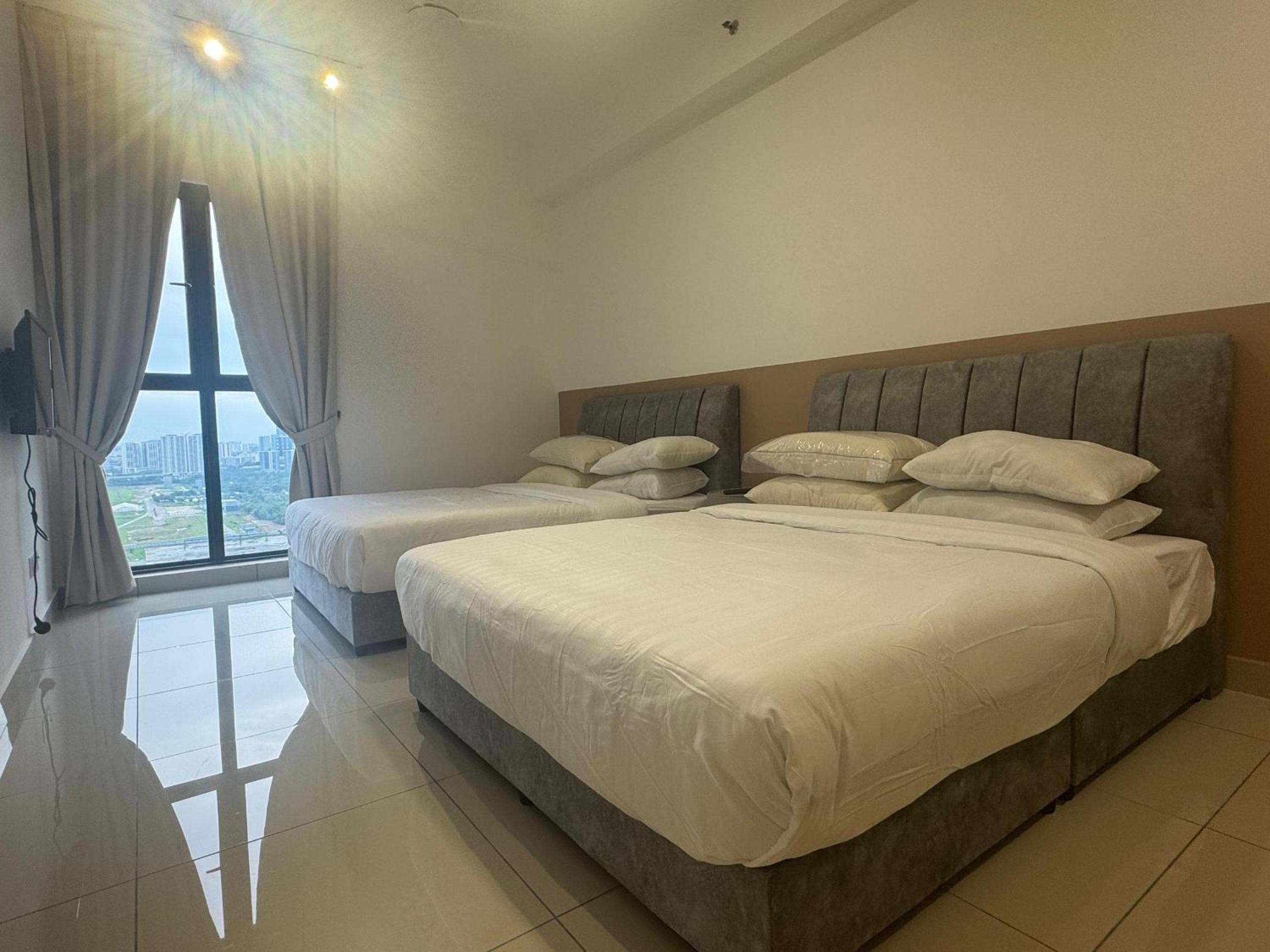 4Pax Trion Kl near Bukit Bintang