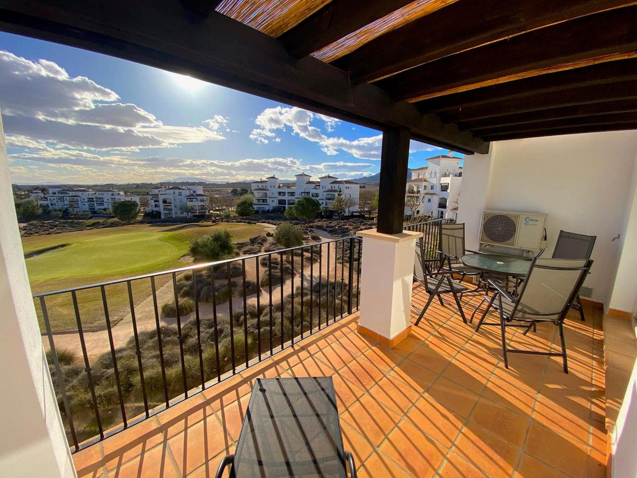 Hacienda Riquelme Sunny two bed apartment Sucina