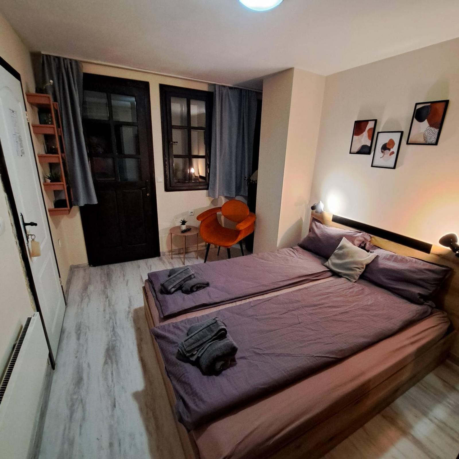 Aura house
