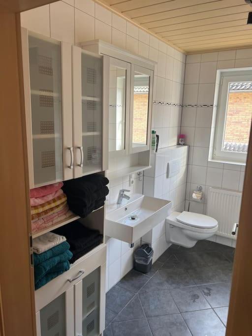 Cozy Apartment with Balcony and Parking in Tüddern