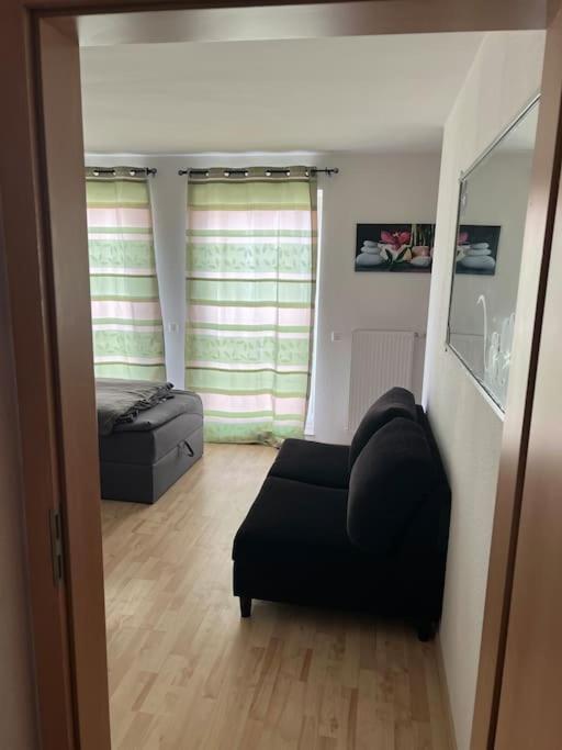 Cozy Apartment with Balcony and Parking in Tüddern