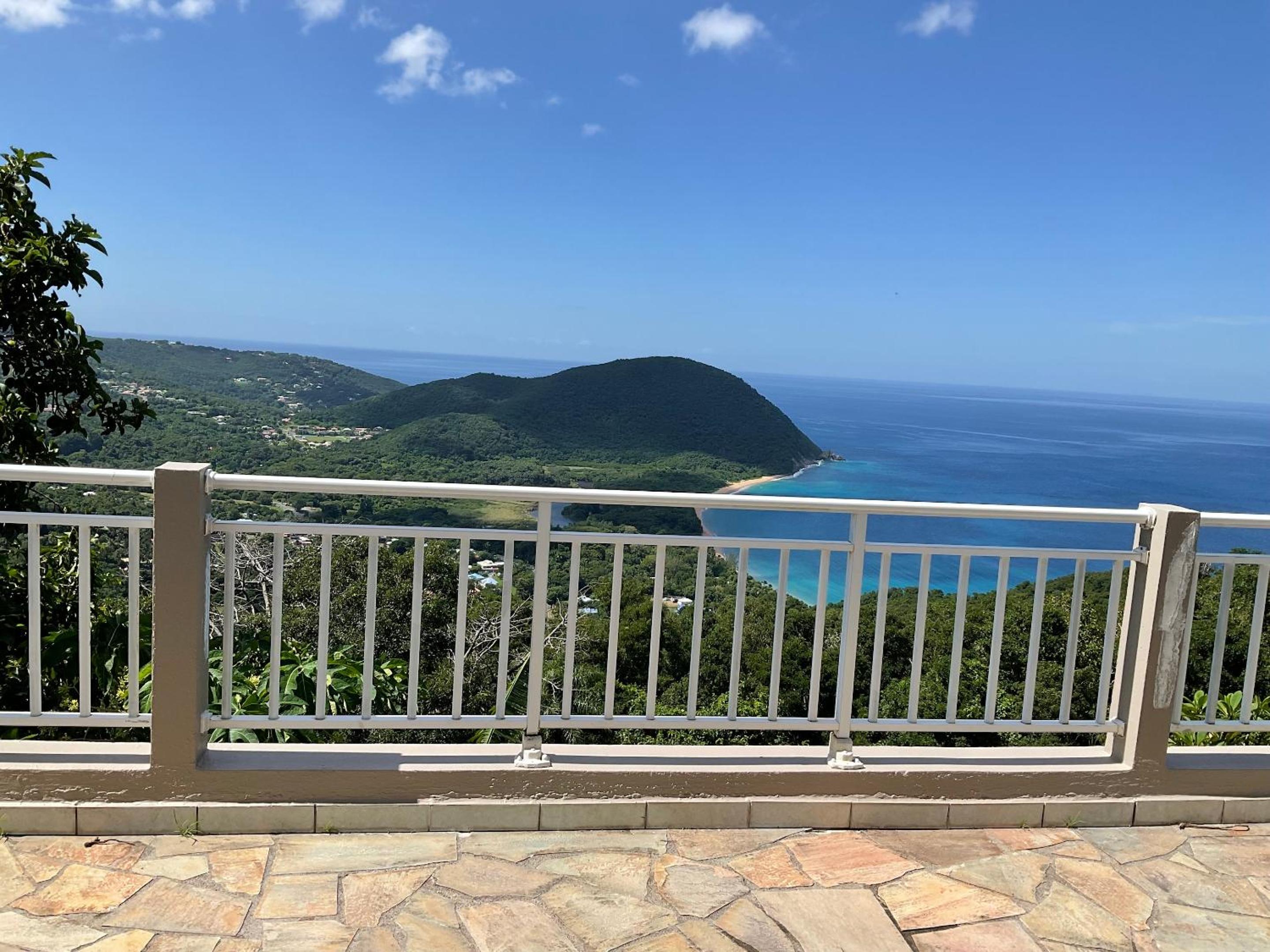 Belle villa avec piscine à Caféière view 3