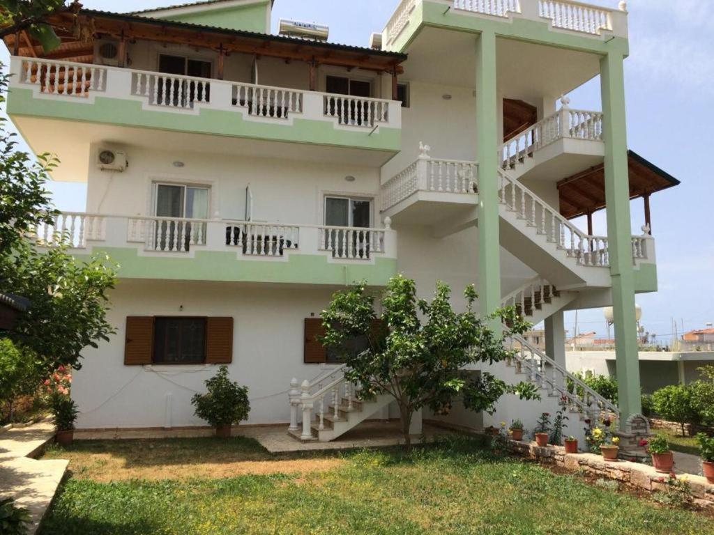 Apartments Luis