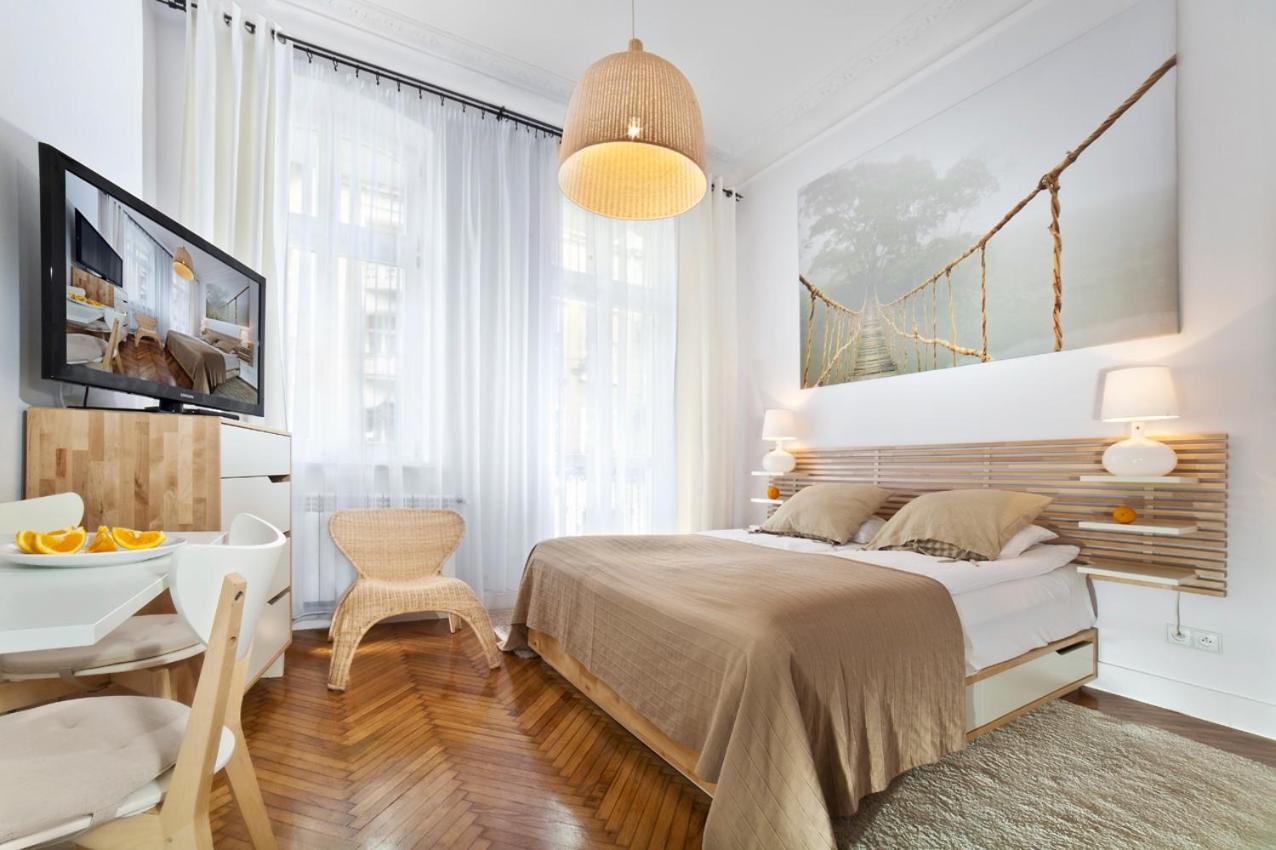 Apartamenty Pomarańczarnia