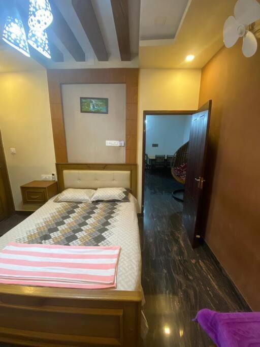 3 Bedroom Home Stay in Kannur76 view 2
