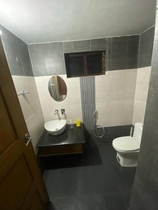 3 Bedroom Home Stay in Kannur76 view 5