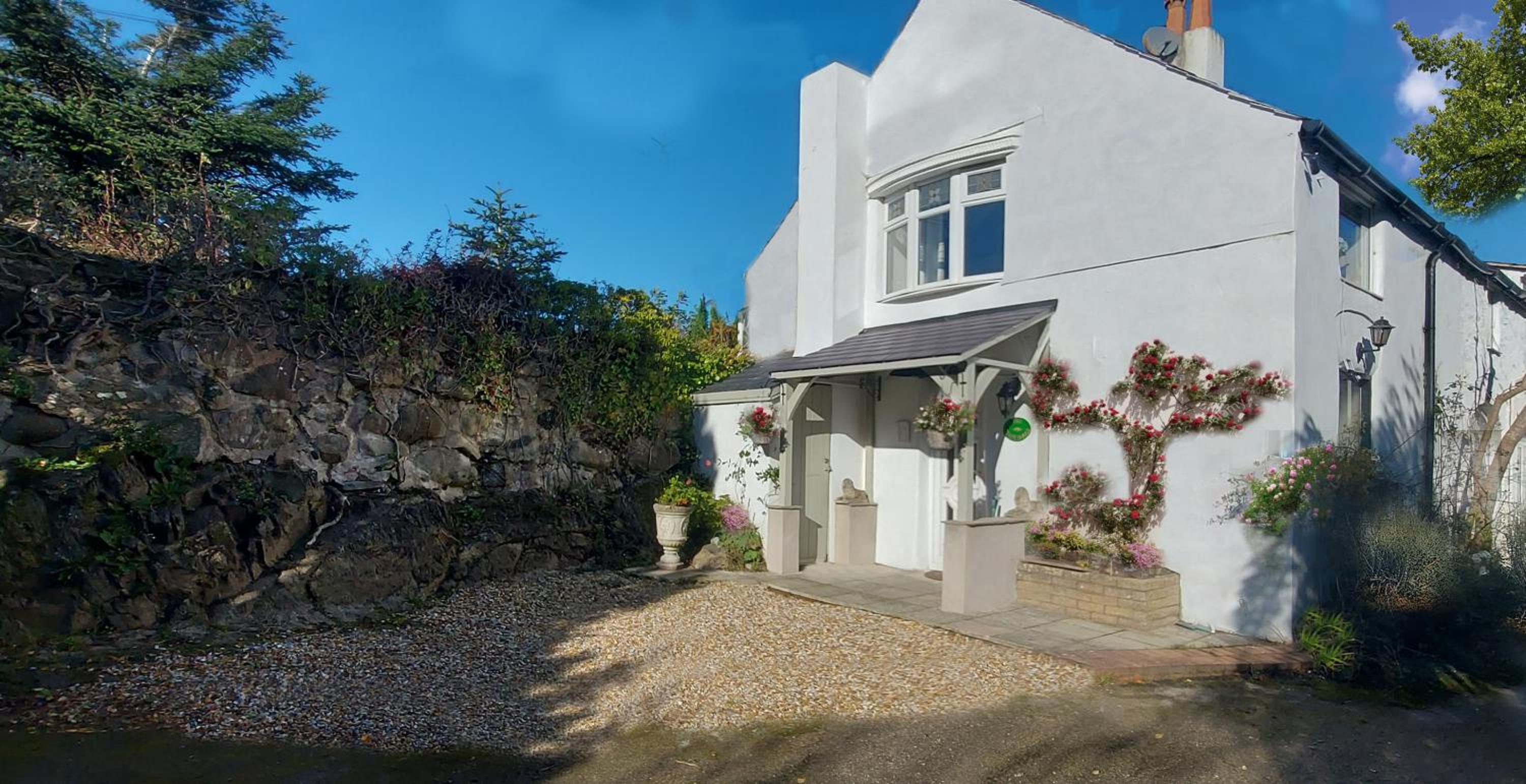 Glyn Isa Country House luxury self catering accommodation view 2