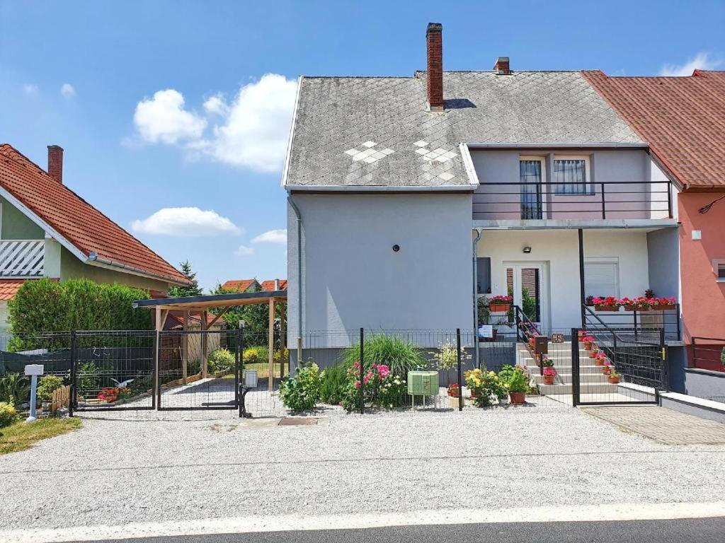 Béke Szigete Nyaraló