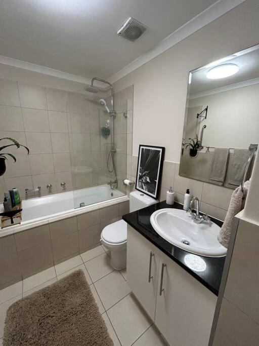 'Just Beachy' Muizenberg Beachfront Apartment view 2