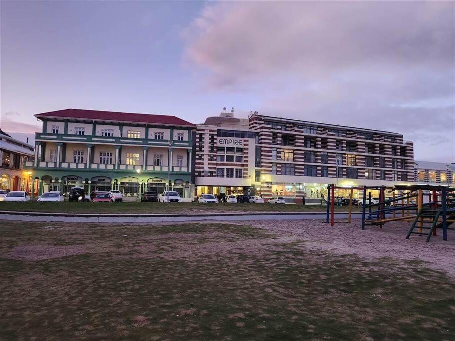 'Just Beachy' Muizenberg Beachfront Apartment view 3