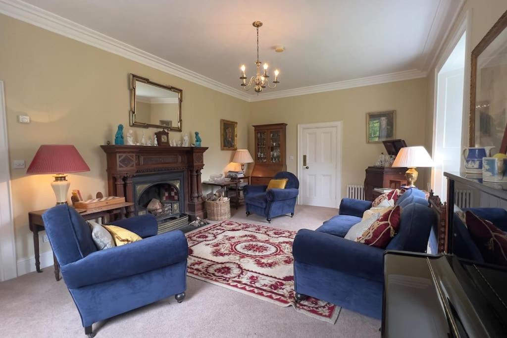 Ballyeriston House