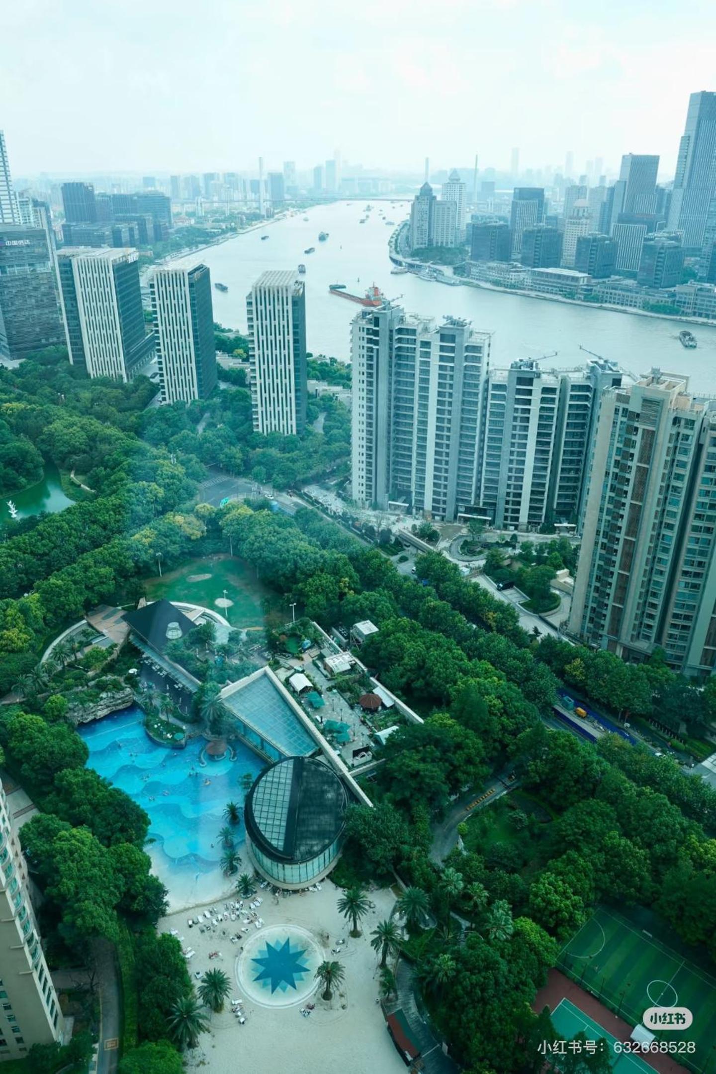 iHome-Lujiazui Riverside, Bund Riverview, Skyscrapers Citywalk, Deluxe Shanghai Living, As Pictured