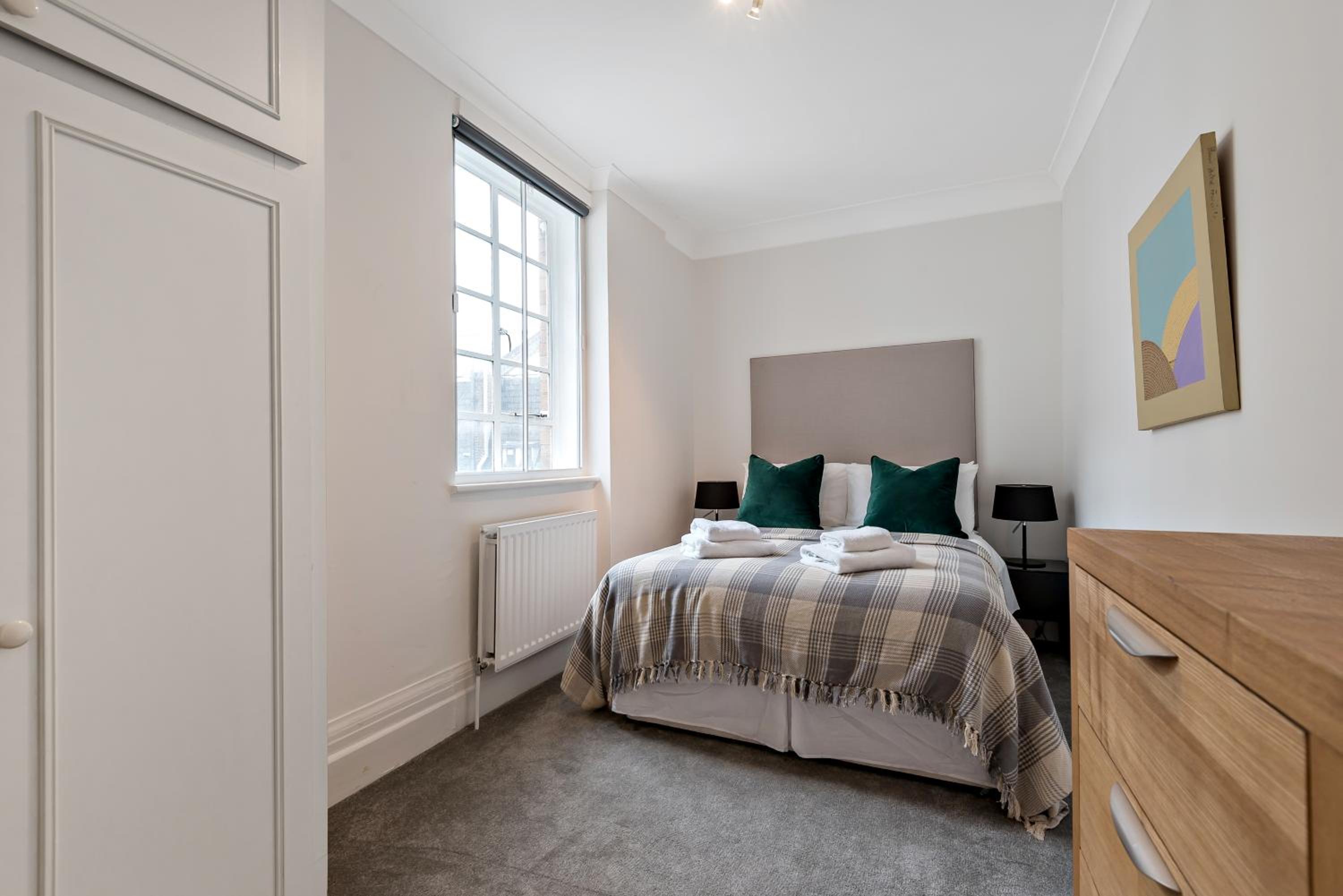 Strathmore Court Apartments
